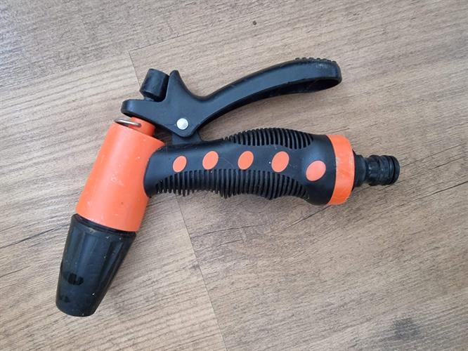 222d3ef5-7f04-4cd3-b313-7cb67d1bd270_500